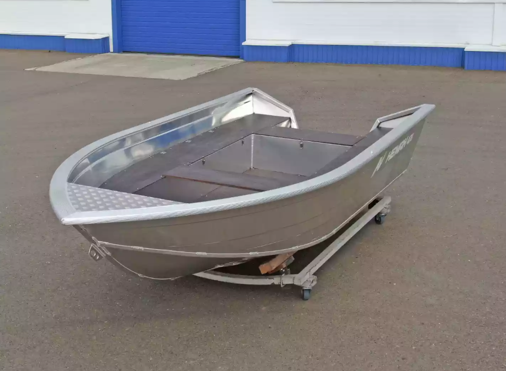 Алюминиевая лодка  Неман-420 в Набережных Челнах