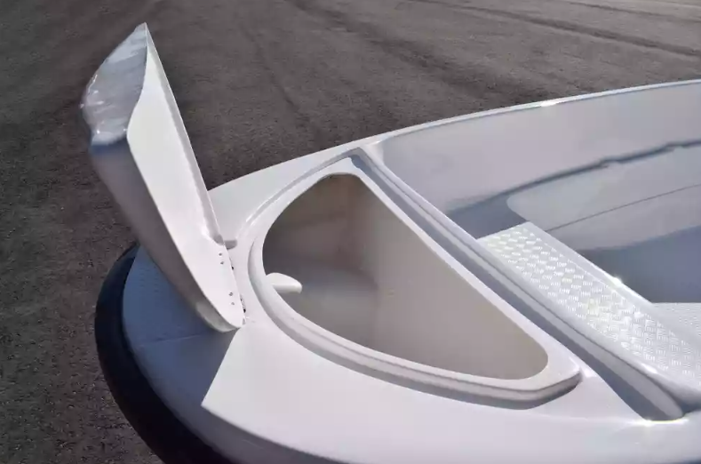 Стеклопластиковая лодка Пингвин (тримаран) в Набережных Челнах