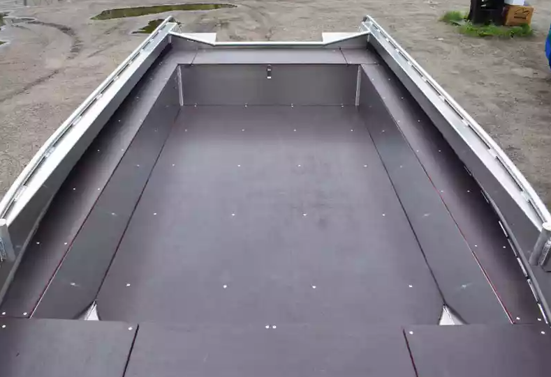 Алюминиевая лодка  Wyatboat-430 Master в Набережных Челнах