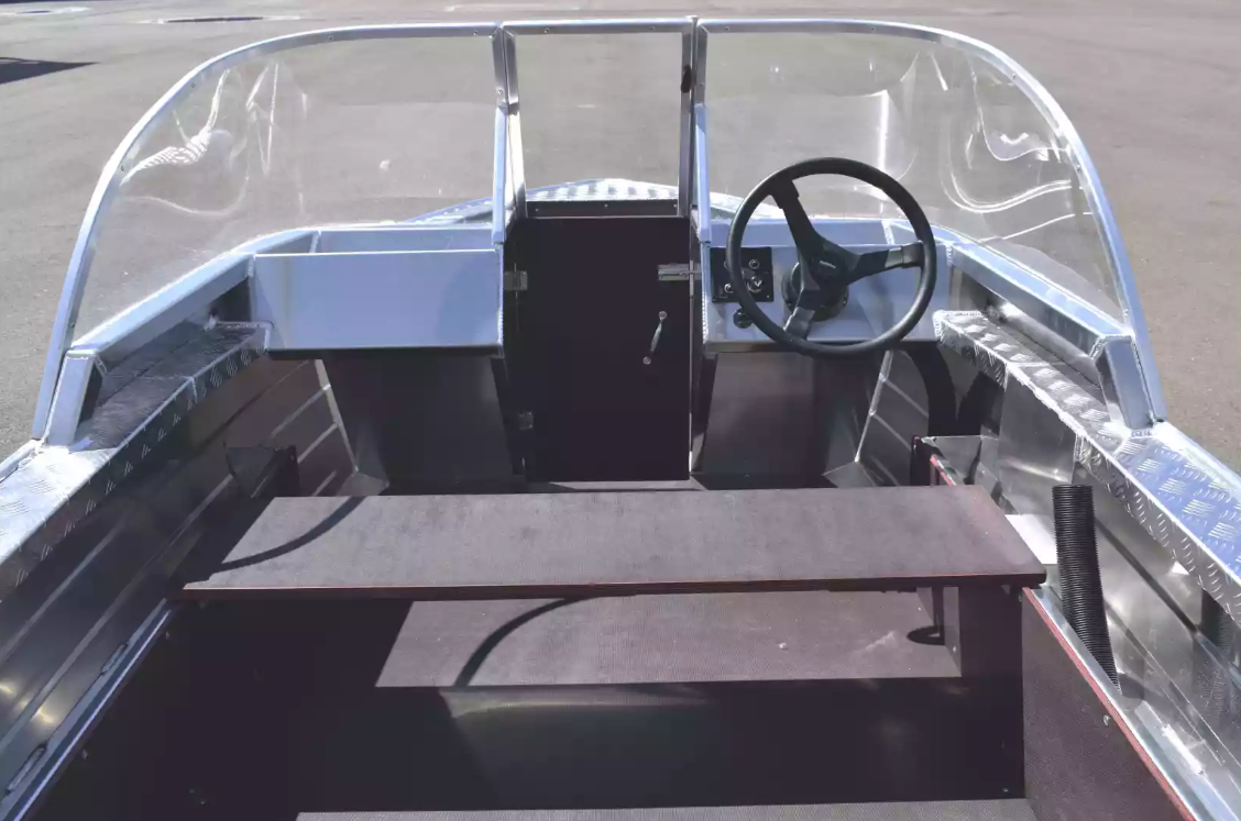 Алюминиевая лодка Wyatboat-390 DCM в Набережных Челнах