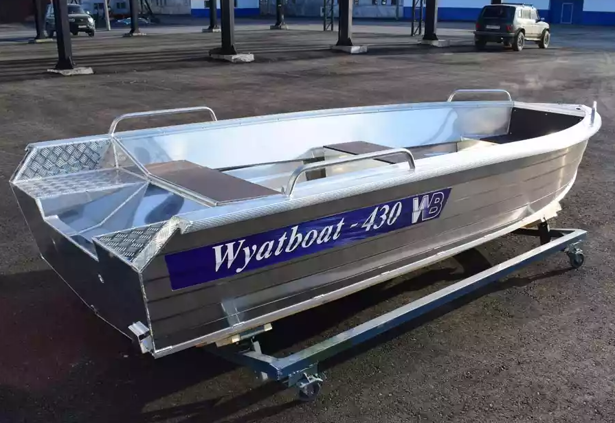 Алюминиевая лодка  Wyatboat-430 Р в Набережных Челнах