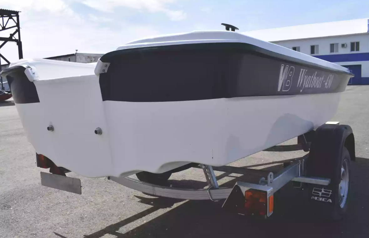 Стеклопластиковая лодка Wyatboat 430 тримаран в Набережных Челнах
