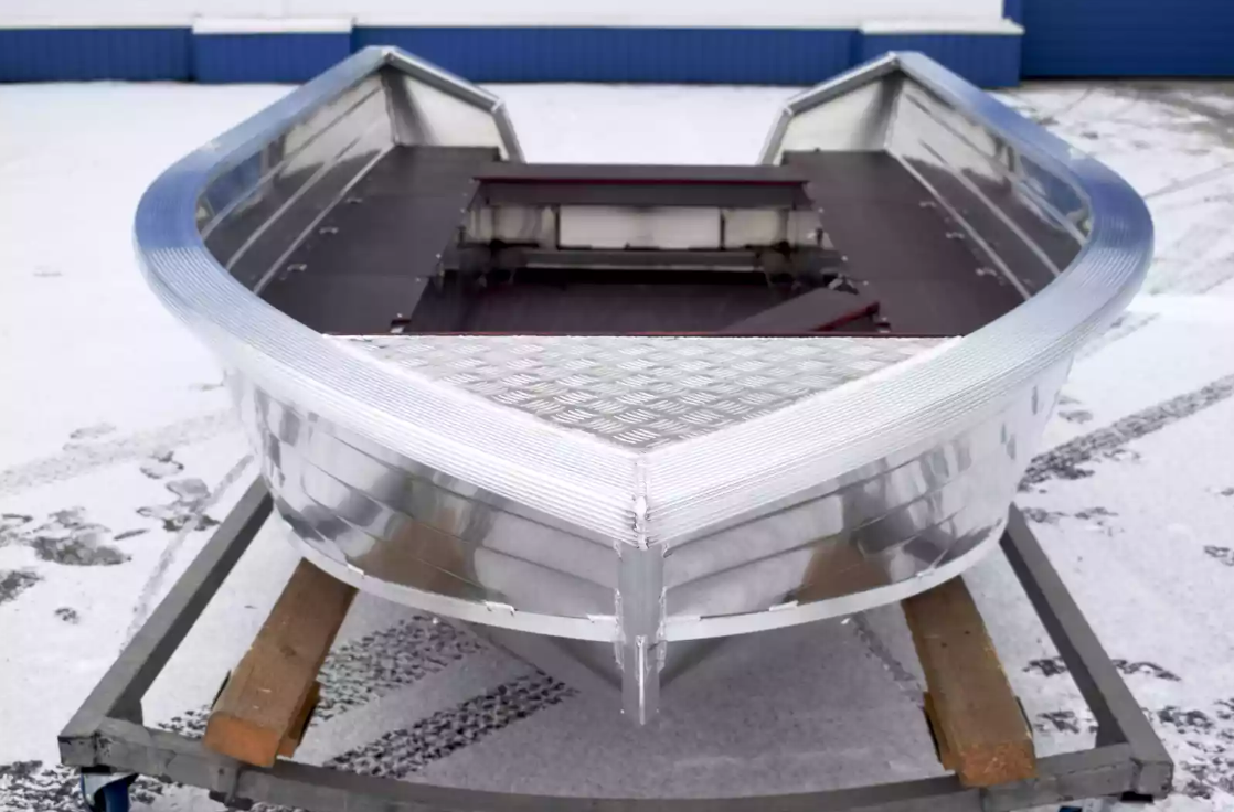 Алюминиевая лодка Неман-400 в Набережных Челнах