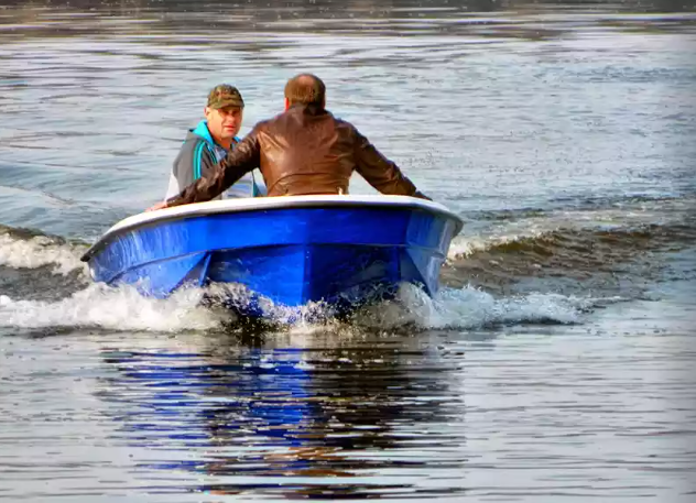 Стеклопластиковая лодка Wyatboat 430 тримаран в Набережных Челнах