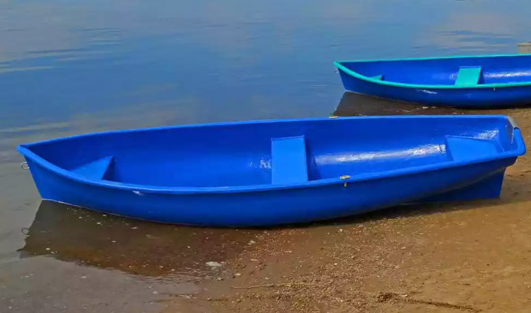 Стеклопластиковая лодка Омуль в Набережных Челнах