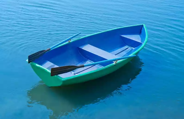 Стеклопластиковая лодка Дельфин в Набережных Челнах