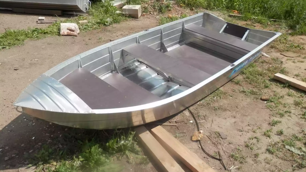 Алюминиевая лодка Вятка-Профи 32 в Набережных Челнах