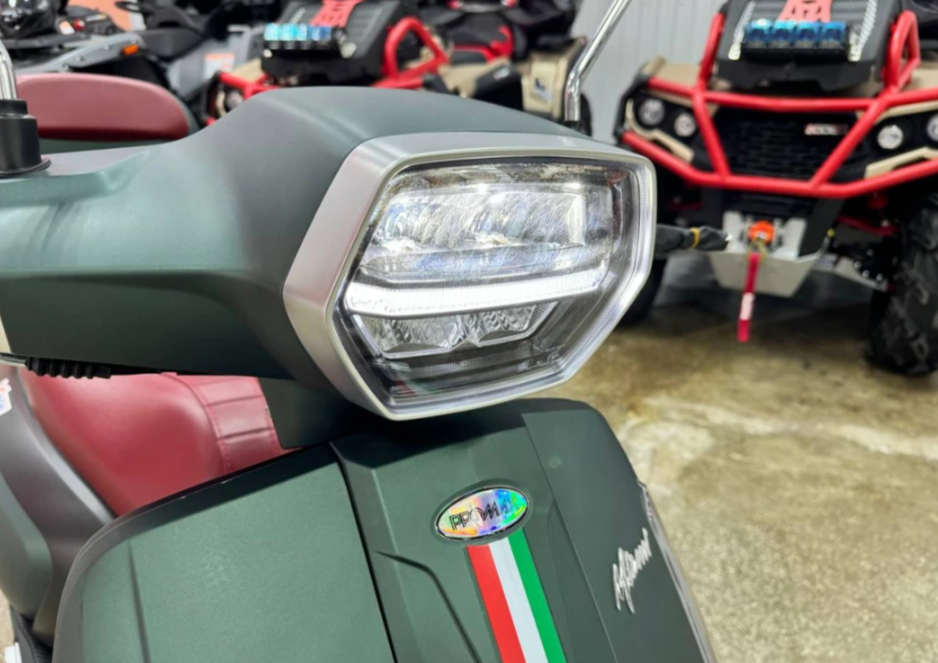 Скутер PROMAX Miami 240 (49) в Набережных Челнах