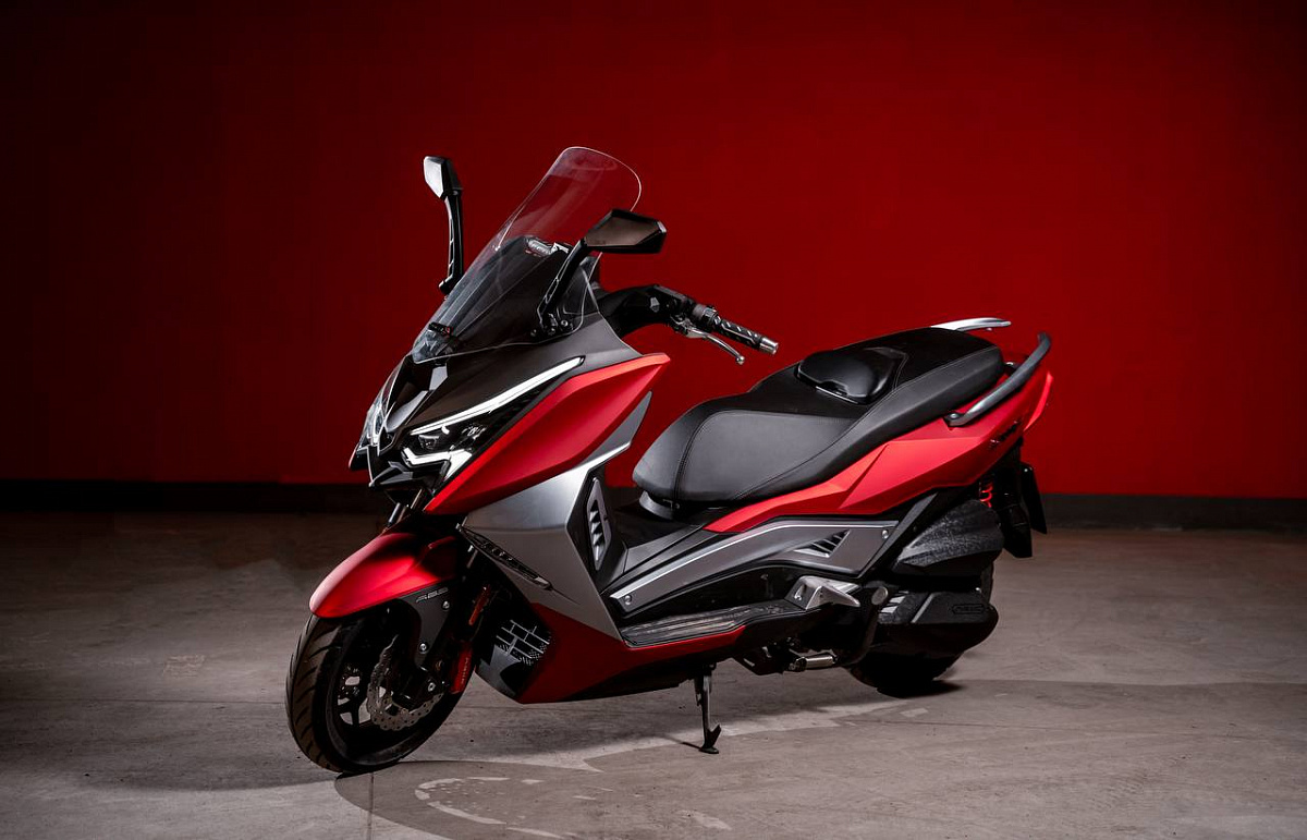 МАКСИСКУТЕР ARIIC 318 в Набережных Челнах