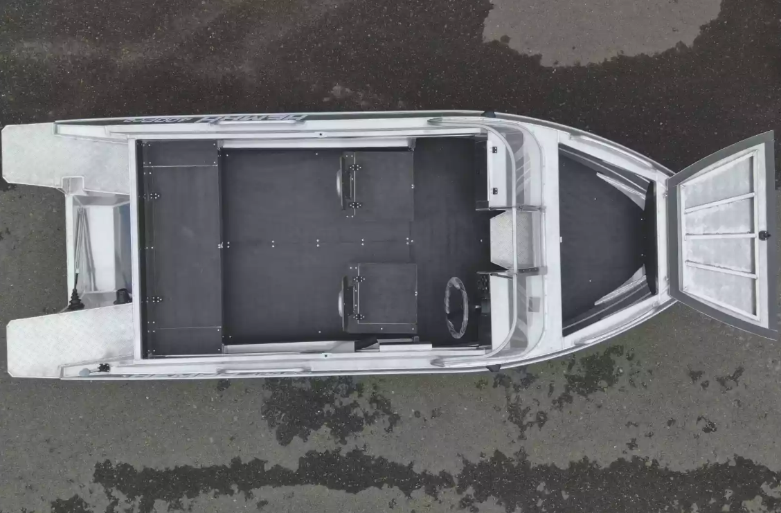 Алюминиевая лодка  Neman-400 PRO в Набережных Челнах