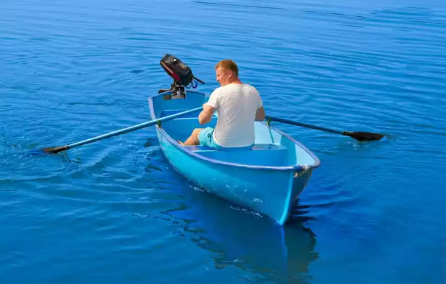 Стеклопластиковая лодка Омуль в Набережных Челнах