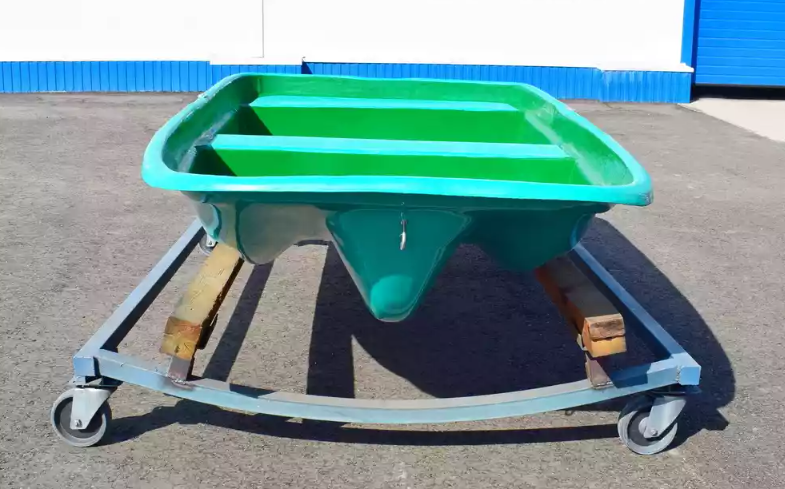 Стеклопластиковая лодка Старт (тримаран) в Набережных Челнах