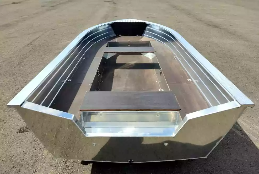 Алюминиевая лодка Неман-400 в Набережных Челнах