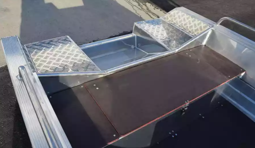 Алюминиевая лодка  Wyatboat-430 Р в Набережных Челнах