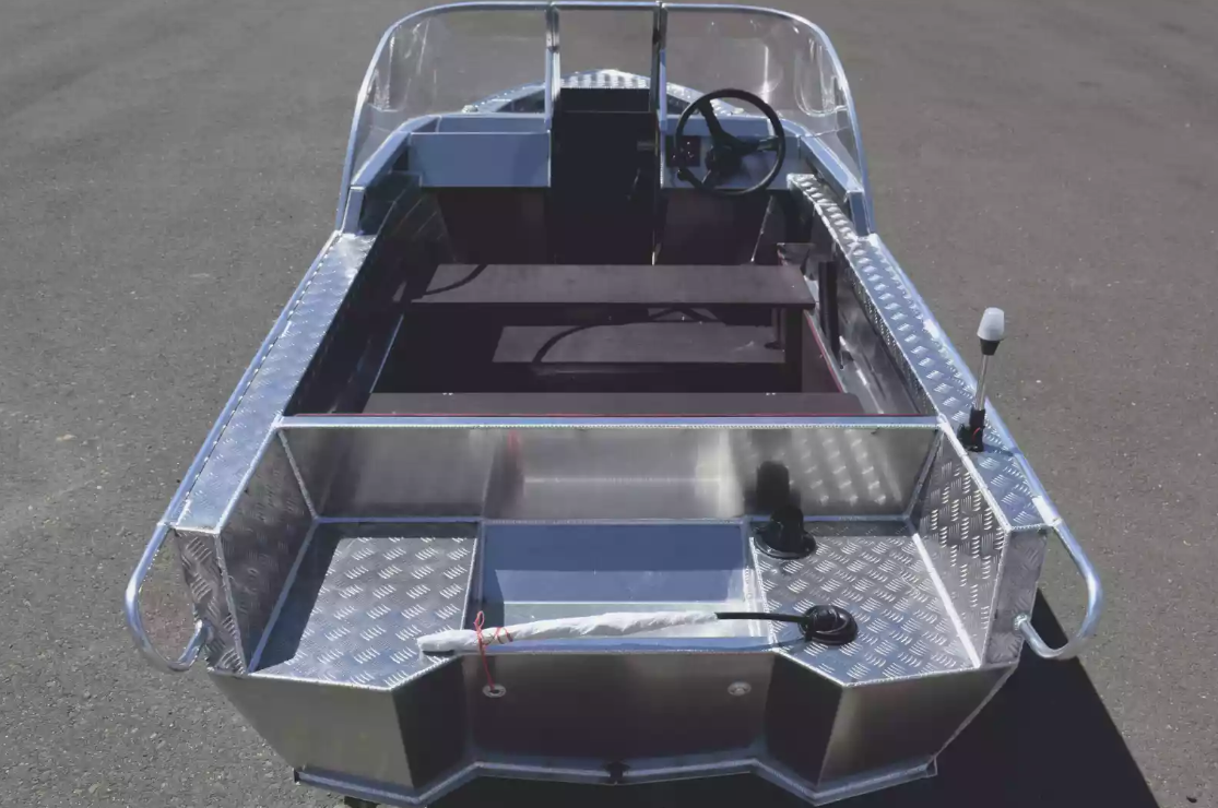 Алюминиевая лодка Wyatboat-390 DCM в Набережных Челнах