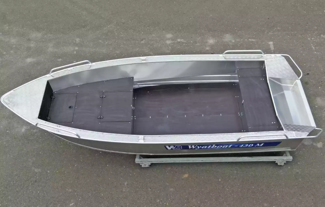 Алюминиевая лодка  Wyatboat-430М FISH в Набережных Челнах
