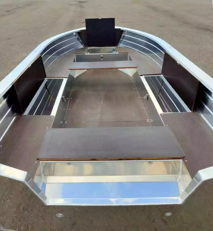 Алюминиевая лодка Неман-400 в Набережных Челнах