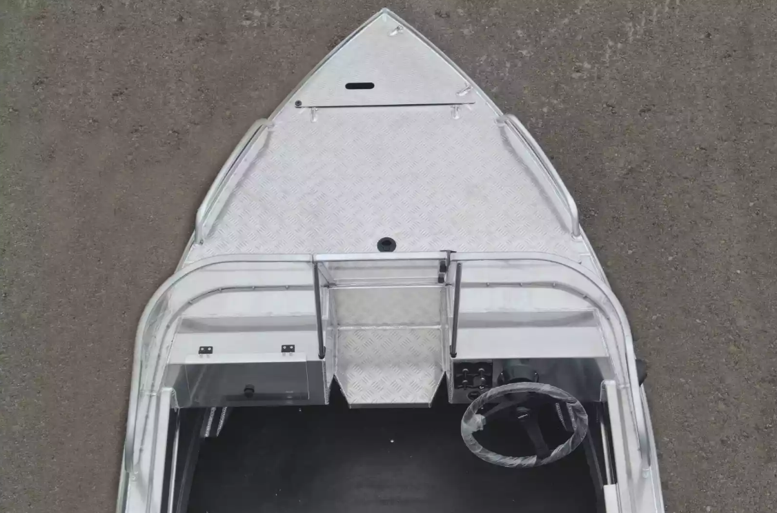 Алюминиевая лодка  Neman-400 PRO в Набережных Челнах