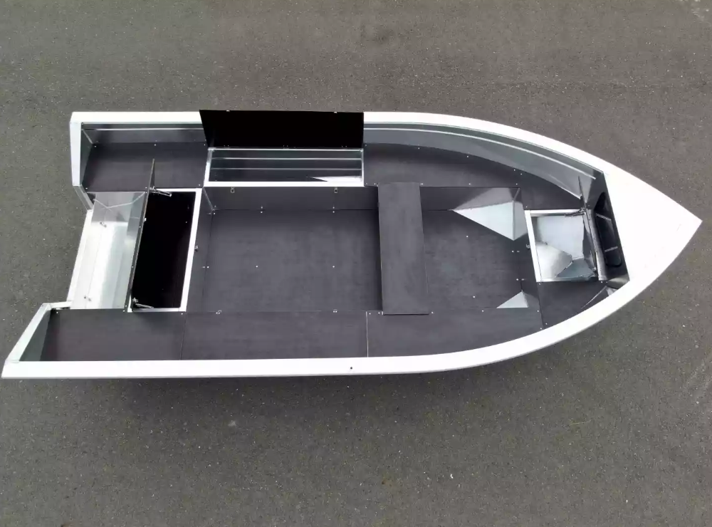 Алюминиевая лодка  Неман-420 в Набережных Челнах