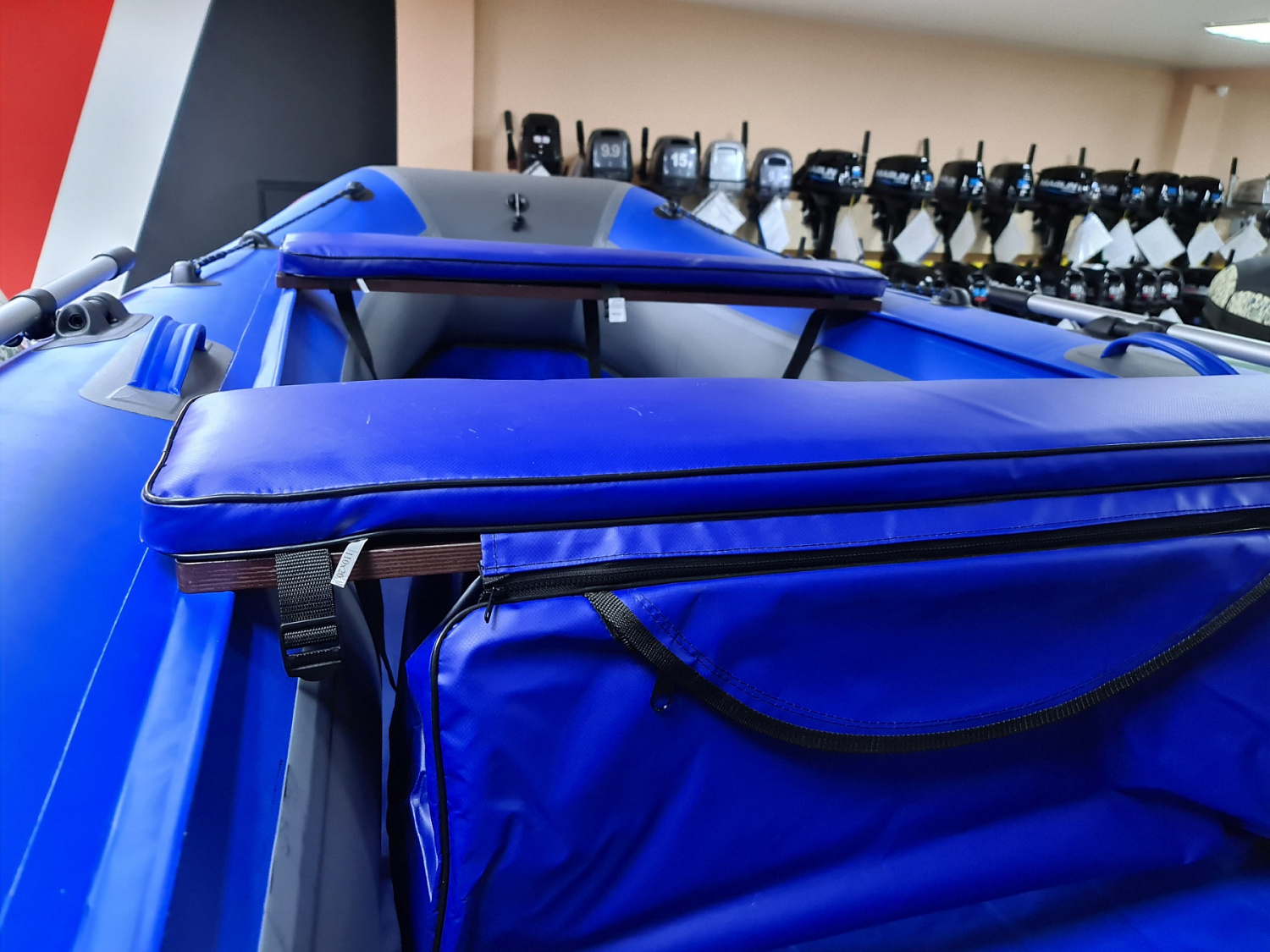 КОМПЛЕКТ МЯГКИХ НАКЛАДОК С СУМКОЙ ДЛЯ ЛОДОК 90Х20 СИНИЙ в Набережных Челнах