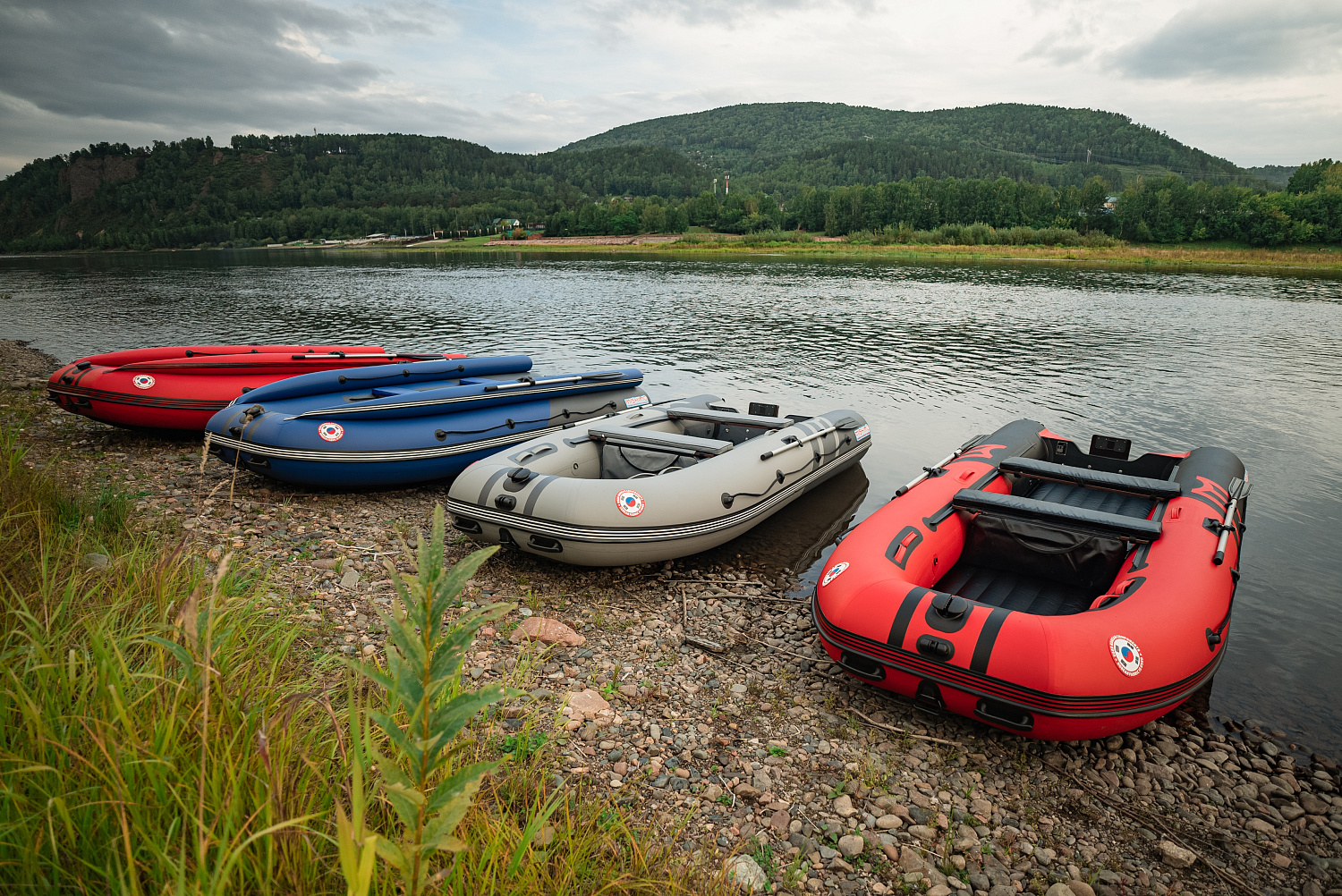 Лодка MISHIMO RIVER FJET PRO 410  под водомет в Набережных Челнах